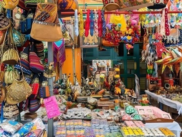 Nha Trang Markets: Day, Night & Seafood Guide